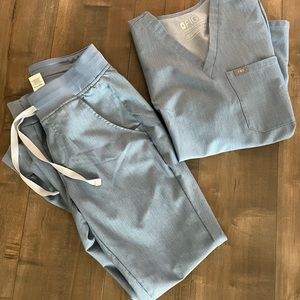 Heather Indigo, XXS Zamora joggers, XS Catarina top